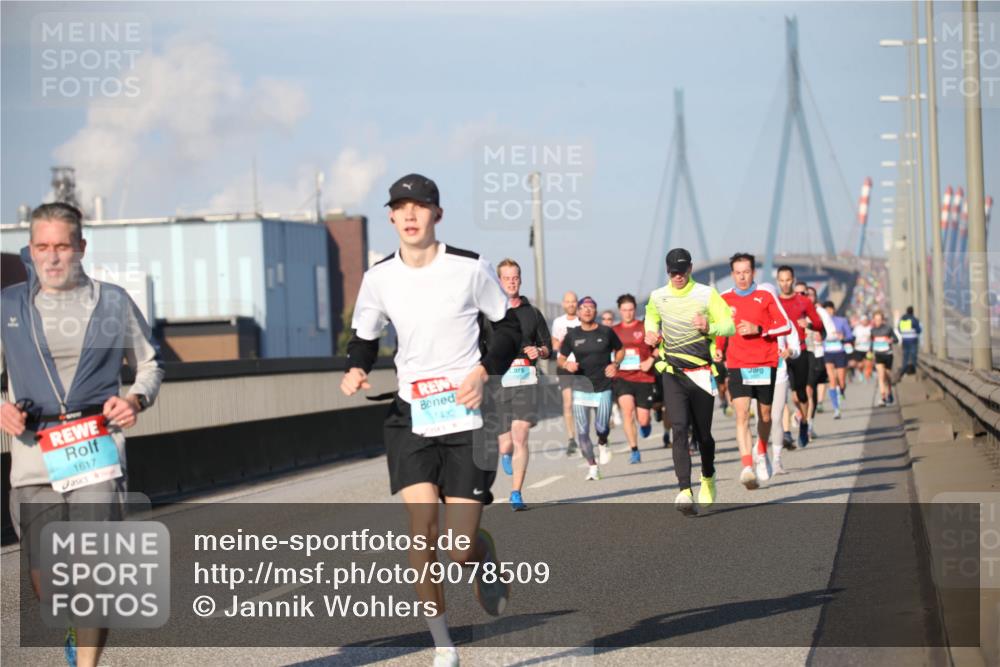 03.10.2025 - Köhlbrandbrückenlauf Jannik Wohlers http://msf.ph/oto/9078509 03.10.2025 09:45:46 Position 3 1617, 1432 meine-sportfotos.de