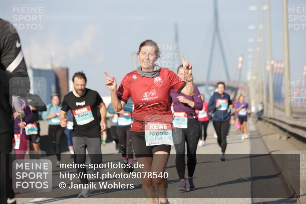 03.10.2025 - Köhlbrandbrückenlauf Jannik Wohlers http://msf.ph/oto/9078540 03.10.2025 09:53:02 Position 3 1330, 1363, 2734 meine-sportfotos.de