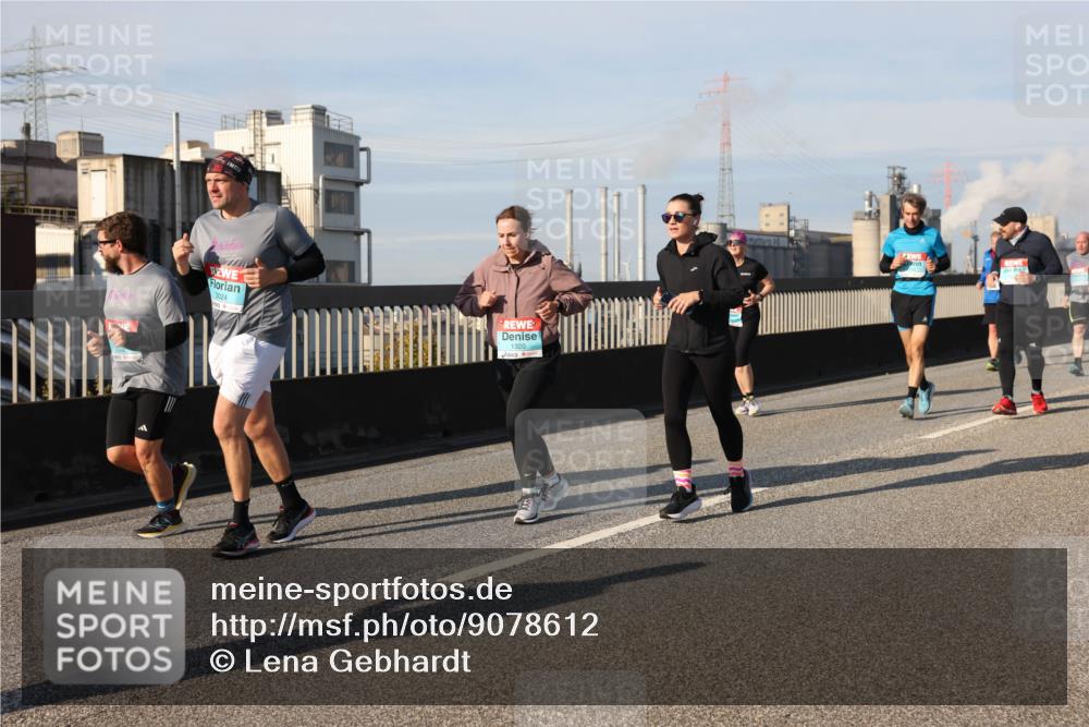 03.10.2025 - Köhlbrandbrückenlauf Lena Gebhardt http://msf.ph/oto/9078612 03.10.2025 10:03:07 Position 2 3024, 1320 meine-sportfotos.de