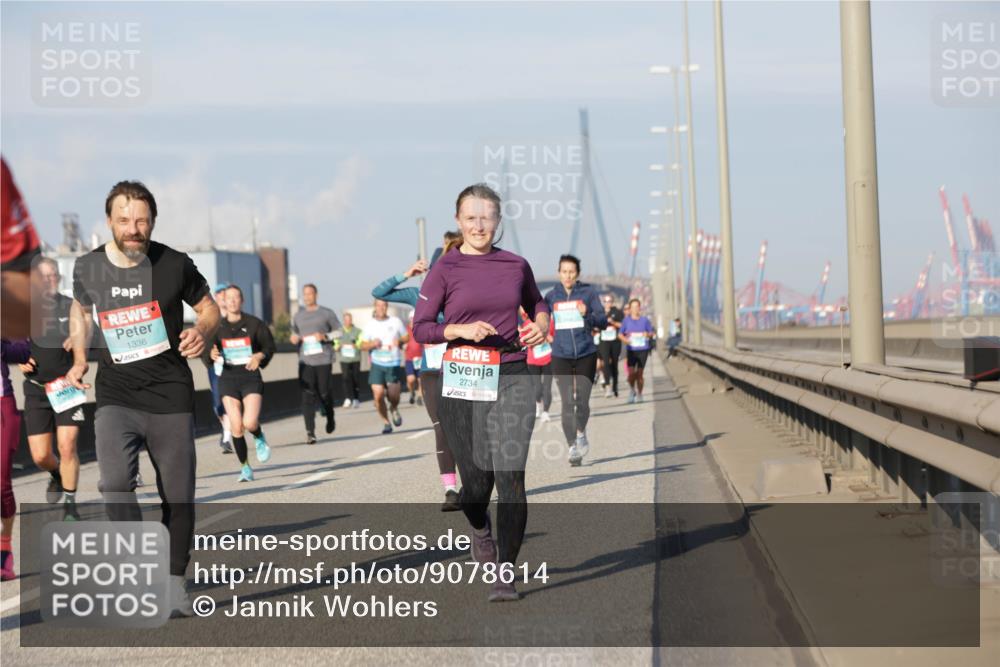 03.10.2025 - Köhlbrandbrückenlauf Jannik Wohlers http://msf.ph/oto/9078614 03.10.2025 09:53:04 Position 3 1336, 2734 meine-sportfotos.de
