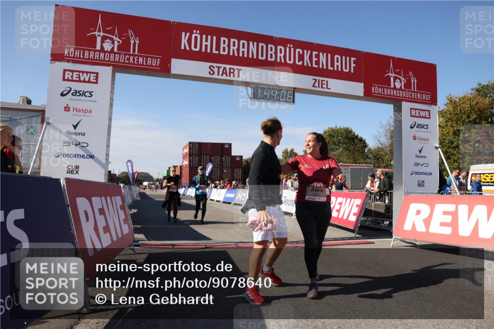03.10.2025 - Köhlbrandbrückenlauf Lena Gebhardt http://msf.ph/oto/9078640 03.10.2025 13:44:07 Ziel 4295, 4906, 5415, 5416, 5445, 6010, 6011, 6550 meine-sportfotos.de