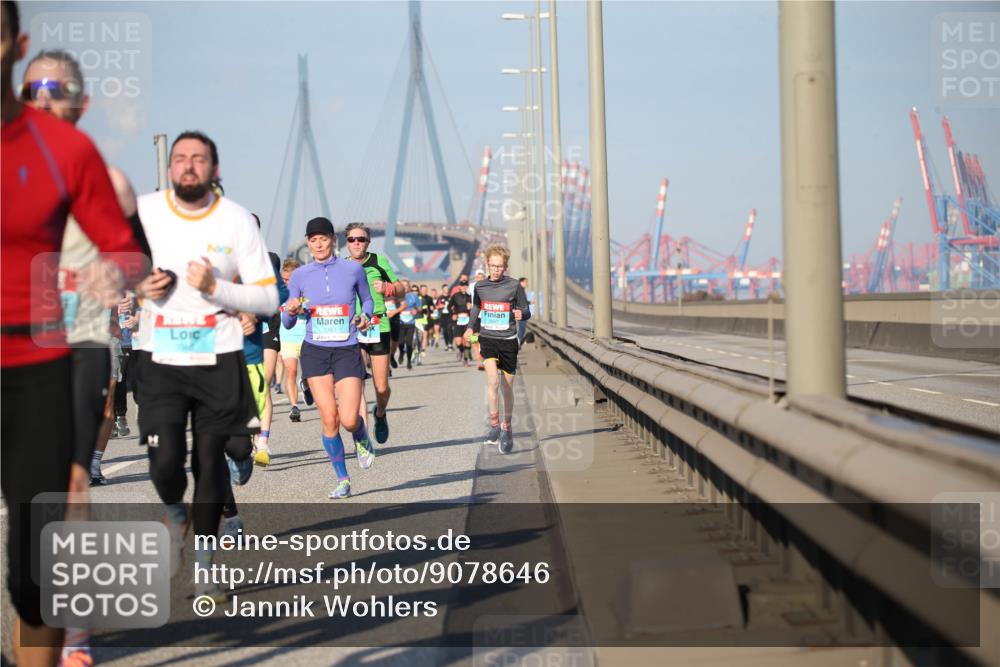 03.10.2025 - Köhlbrandbrückenlauf Jannik Wohlers http://msf.ph/oto/9078646 03.10.2025 09:45:56 Position 3 1383 meine-sportfotos.de