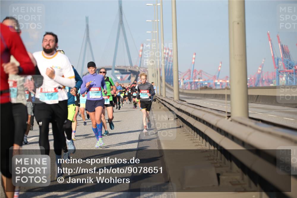 03.10.2025 - Köhlbrandbrückenlauf Jannik Wohlers http://msf.ph/oto/9078651 03.10.2025 09:45:56 Position 3 383 meine-sportfotos.de