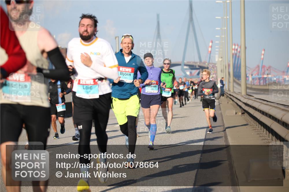 03.10.2025 - Köhlbrandbrückenlauf Jannik Wohlers http://msf.ph/oto/9078664 03.10.2025 09:45:57 Position 3 1185, 1383 meine-sportfotos.de