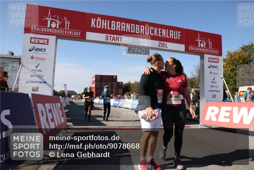 03.10.2025 - Köhlbrandbrückenlauf Lena Gebhardt http://msf.ph/oto/9078668 03.10.2025 13:44:08 Ziel 4295, 4906, 5415, 5416, 5445, 6010, 6011, 6550 meine-sportfotos.de
