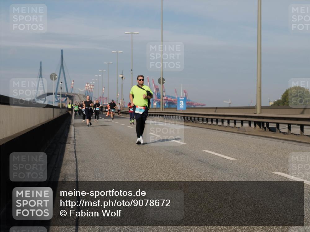 03.10.2025 - Köhlbrandbrückenlauf Fabian Wolf http://msf.ph/oto/9078672 03.10.2025 10:16:35 Position 3  meine-sportfotos.de