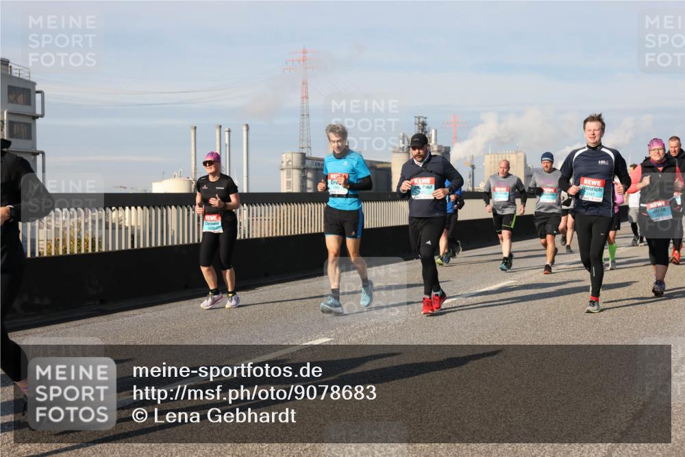 03.10.2025 - Köhlbrandbrückenlauf Lena Gebhardt http://msf.ph/oto/9078683 03.10.2025 10:03:08 Position 2 3147 meine-sportfotos.de