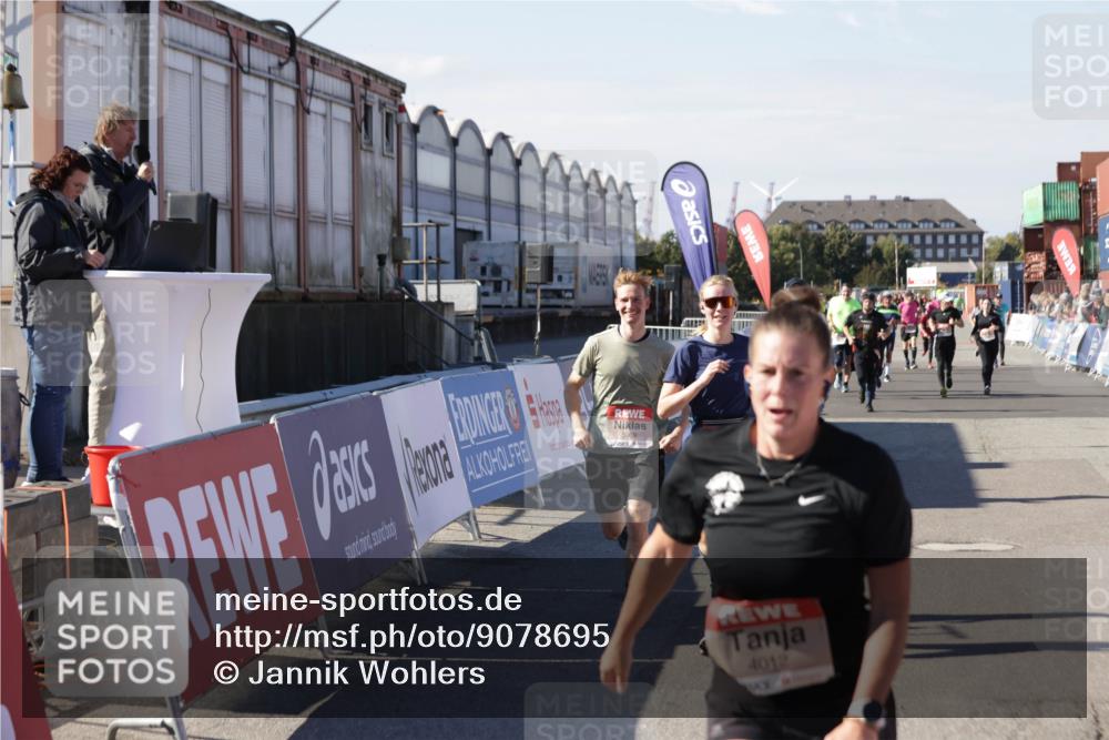03.10.2025 - Köhlbrandbrückenlauf Jannik Wohlers http://msf.ph/oto/9078695 03.10.2025 13:17:35 Ziel 4012, 4686, 4746, 4818, 5007, 5008, 5906, 5909, 6069, 6388, 6710 meine-sportfotos.de