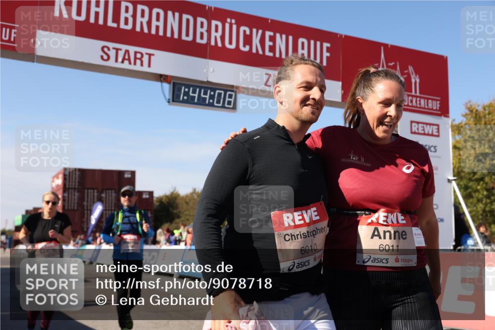 03.10.2025 - Köhlbrandbrückenlauf Lena Gebhardt http://msf.ph/oto/9078718 03.10.2025 13:44:09 Ziel 4295, 4906, 5415, 5416, 5445, 6010, 6011, 6550 meine-sportfotos.de