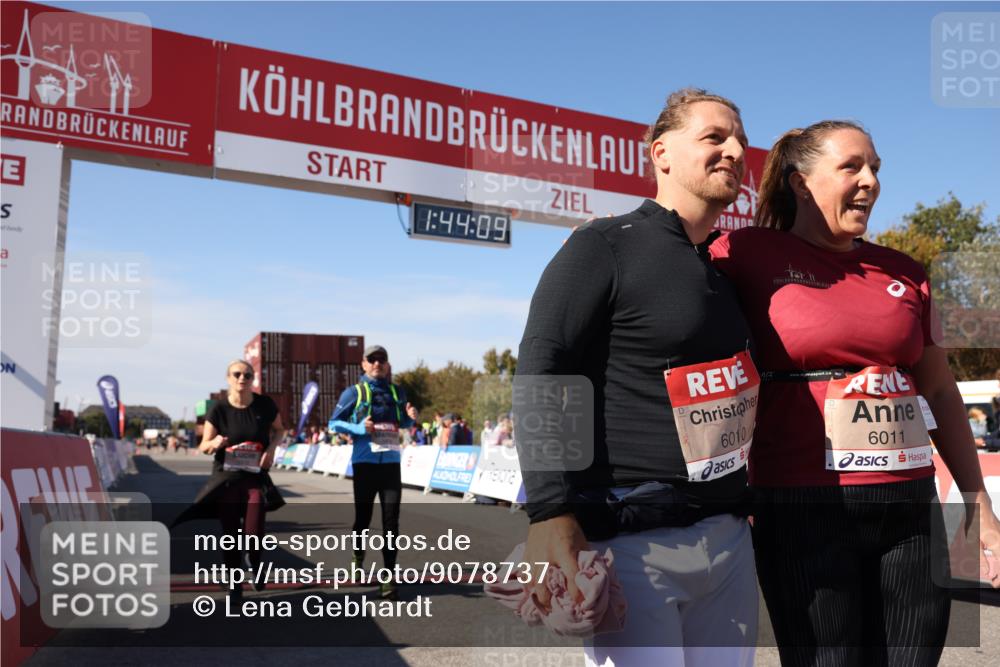 03.10.2025 - Köhlbrandbrückenlauf Lena Gebhardt http://msf.ph/oto/9078737 03.10.2025 13:44:09 Ziel 4295, 4906, 5415, 5416, 5445, 6010, 6011, 6550 meine-sportfotos.de