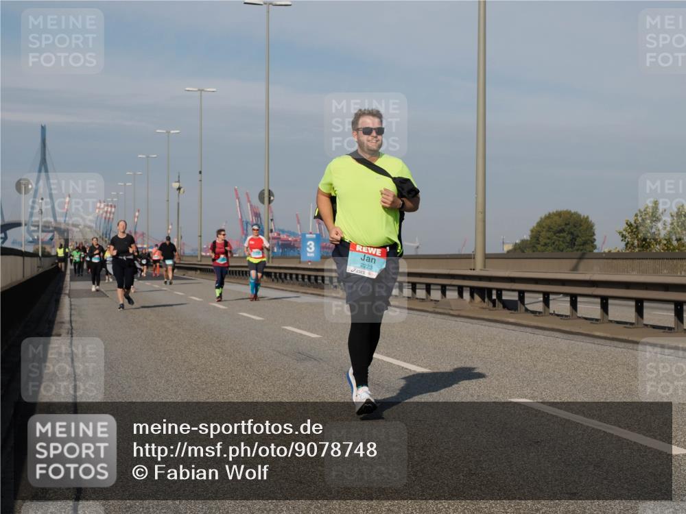03.10.2025 - Köhlbrandbrückenlauf Fabian Wolf http://msf.ph/oto/9078748 03.10.2025 10:16:39 Position 3 3, 2223 meine-sportfotos.de