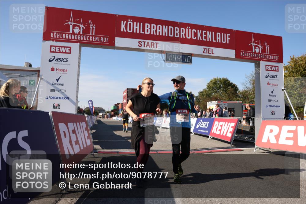 03.10.2025 - Köhlbrandbrückenlauf Lena Gebhardt http://msf.ph/oto/9078777 03.10.2025 13:44:10 Ziel 4906, 5415, 5416, 5445, 6010, 6011, 6550 meine-sportfotos.de
