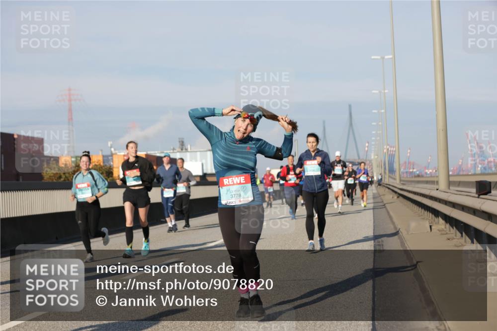 03.10.2025 - Köhlbrandbrückenlauf Jannik Wohlers http://msf.ph/oto/9078820 03.10.2025 09:53:08 Position 3 3778 meine-sportfotos.de