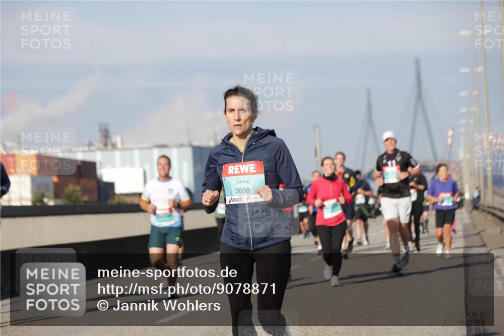 03.10.2025 - Köhlbrandbrückenlauf Jannik Wohlers http://msf.ph/oto/9078871 03.10.2025 09:53:09 Position 3 3838 meine-sportfotos.de