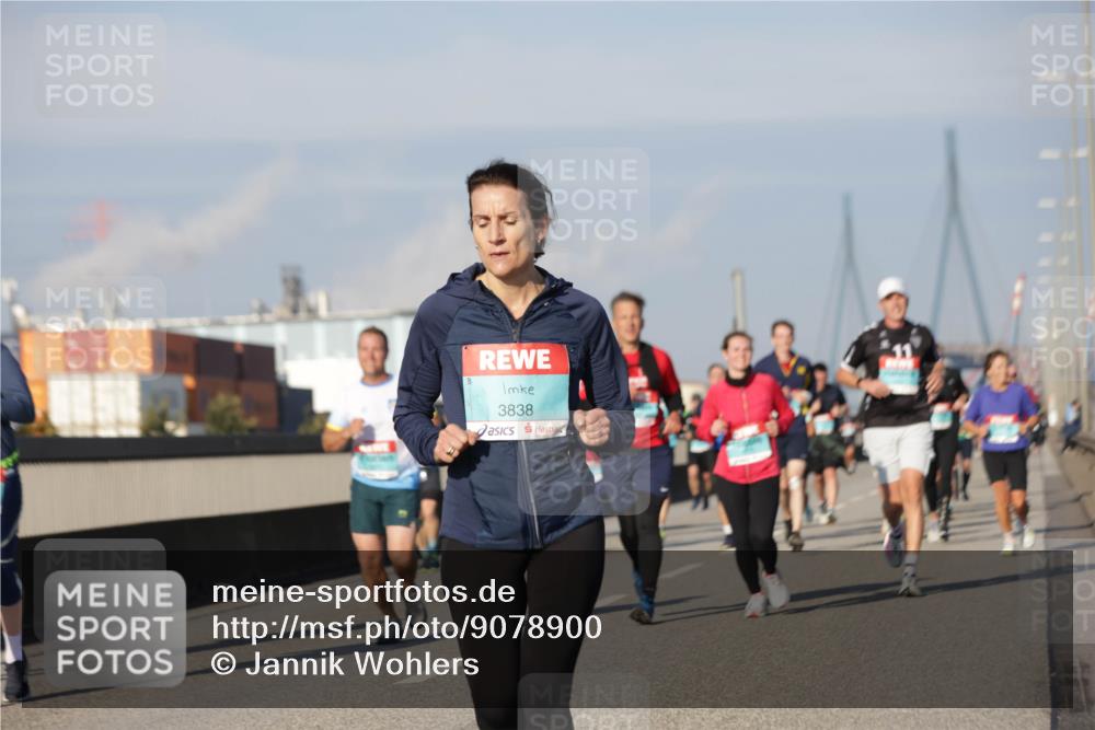 03.10.2025 - Köhlbrandbrückenlauf Jannik Wohlers http://msf.ph/oto/9078900 03.10.2025 09:53:09 Position 3 3838 meine-sportfotos.de