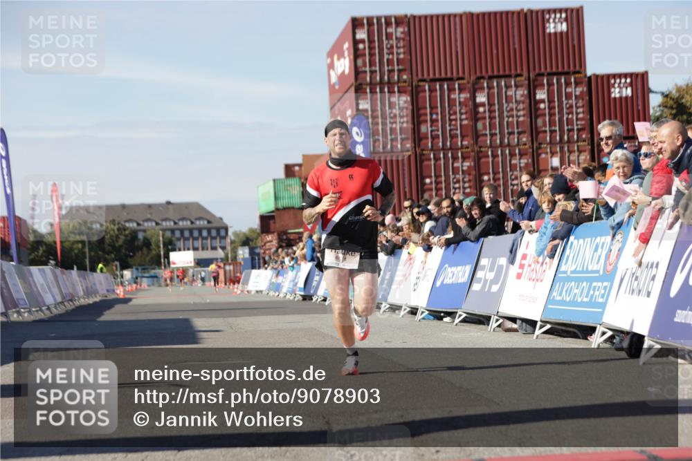 03.10.2025 - Köhlbrandbrückenlauf Jannik Wohlers http://msf.ph/oto/9078903 03.10.2025 12:49:17 Ziel 6514 meine-sportfotos.de