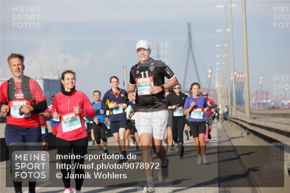 03.10.2025 - Köhlbrandbrückenlauf Jannik Wohlers http://msf.ph/oto/9078972 03.10.2025 09:53:12 Position 3 1716, 11, 2431 meine-sportfotos.de