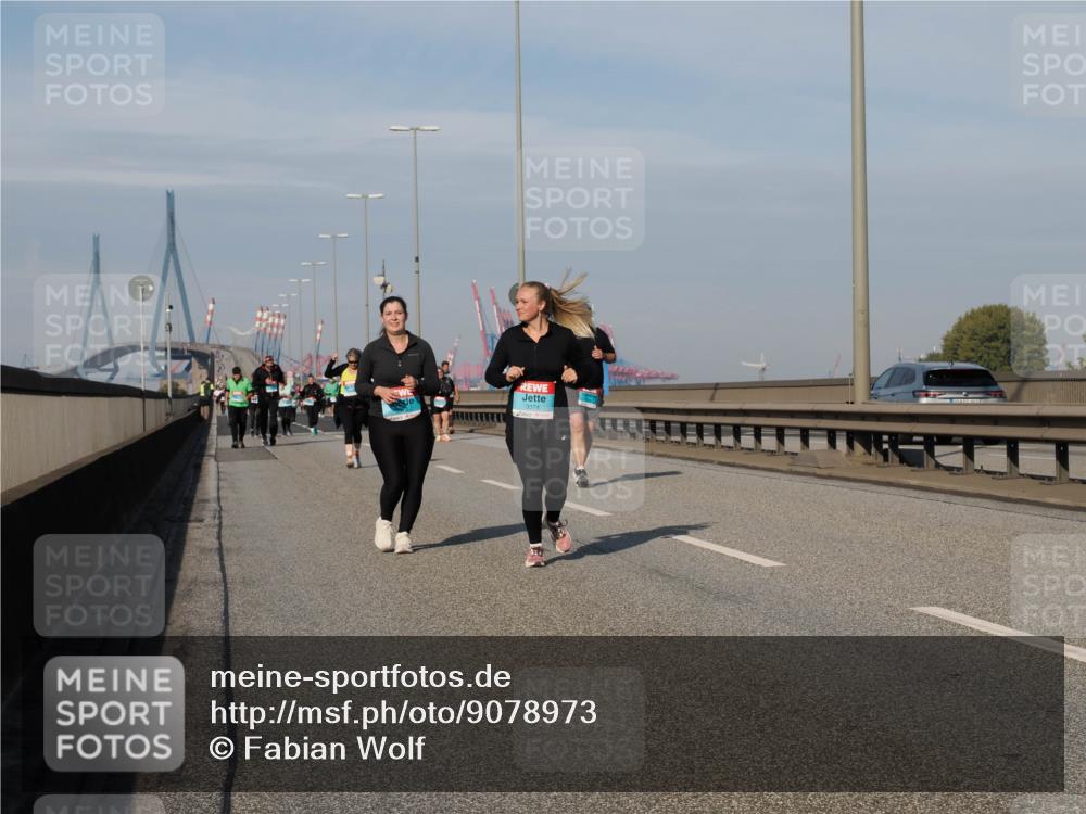 03.10.2025 - Köhlbrandbrückenlauf Fabian Wolf http://msf.ph/oto/9078973 03.10.2025 10:16:55 Position 3 3374 meine-sportfotos.de