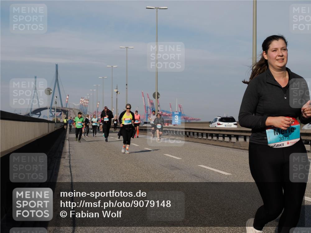 03.10.2025 - Köhlbrandbrückenlauf Fabian Wolf http://msf.ph/oto/9079148 03.10.2025 10:17:00 Position 3 3373 meine-sportfotos.de