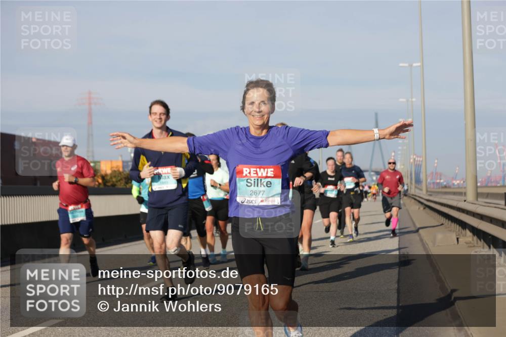 03.10.2025 - Köhlbrandbrückenlauf Jannik Wohlers http://msf.ph/oto/9079165 03.10.2025 09:53:17 Position 3 1849, 2677 meine-sportfotos.de