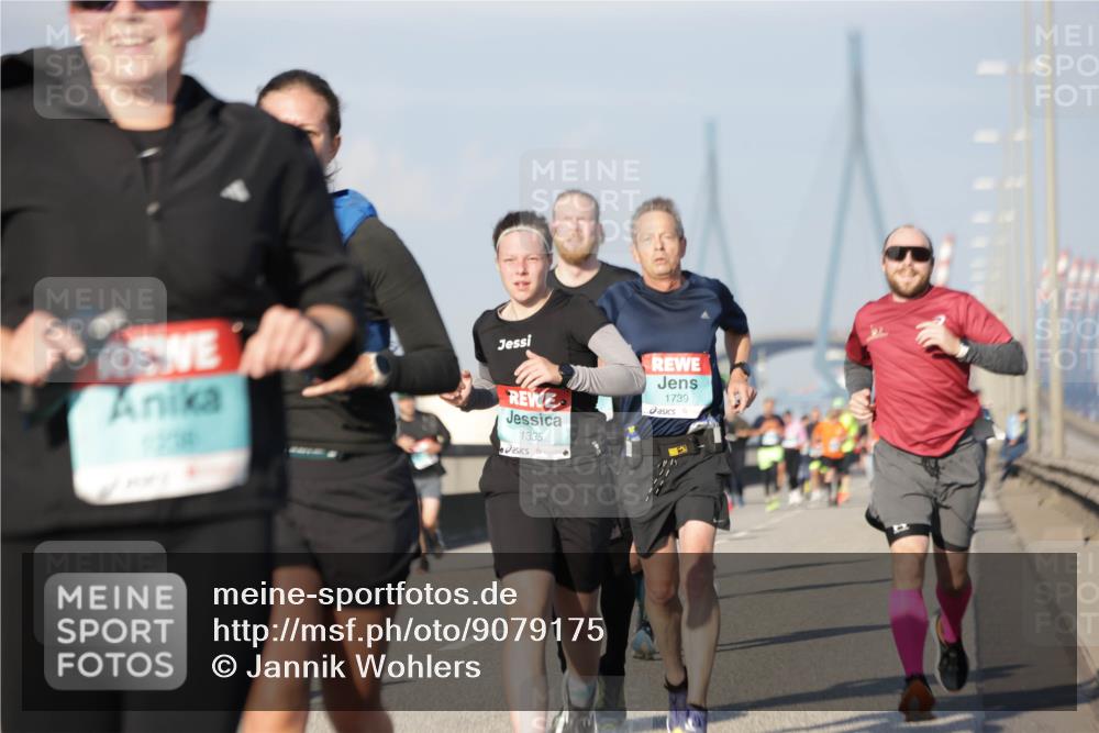 03.10.2025 - Köhlbrandbrückenlauf Jannik Wohlers http://msf.ph/oto/9079175 03.10.2025 09:53:18 Position 3 1335, 1739 meine-sportfotos.de