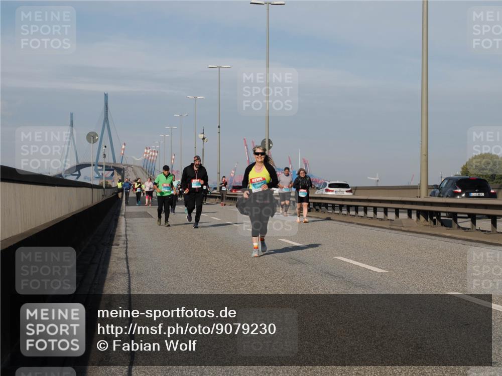 03.10.2025 - Köhlbrandbrückenlauf Fabian Wolf http://msf.ph/oto/9079230 03.10.2025 10:17:03 Position 3 4693 meine-sportfotos.de