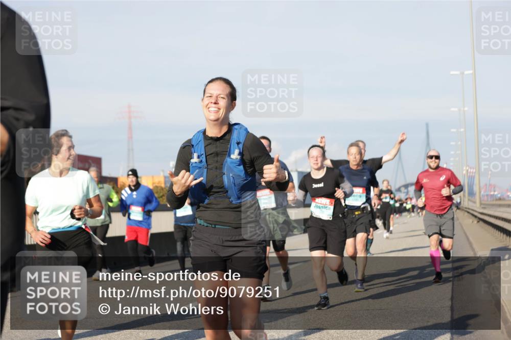 03.10.2025 - Köhlbrandbrückenlauf Jannik Wohlers http://msf.ph/oto/9079251 03.10.2025 09:53:20 Position 3 1739 meine-sportfotos.de