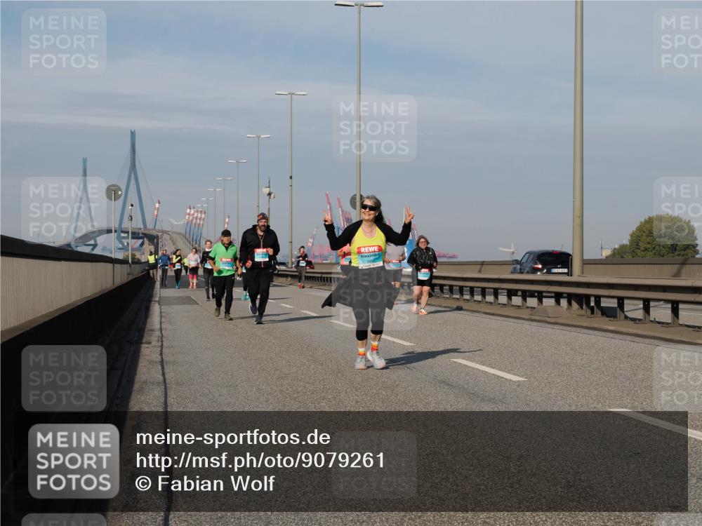 03.10.2025 - Köhlbrandbrückenlauf Fabian Wolf http://msf.ph/oto/9079261 03.10.2025 10:17:04 Position 3 4693 meine-sportfotos.de