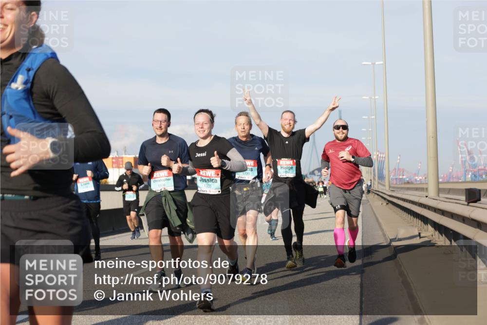 03.10.2025 - Köhlbrandbrückenlauf Jannik Wohlers http://msf.ph/oto/9079278 03.10.2025 09:53:20 Position 3 1506, 1335, 2193, 1739 meine-sportfotos.de