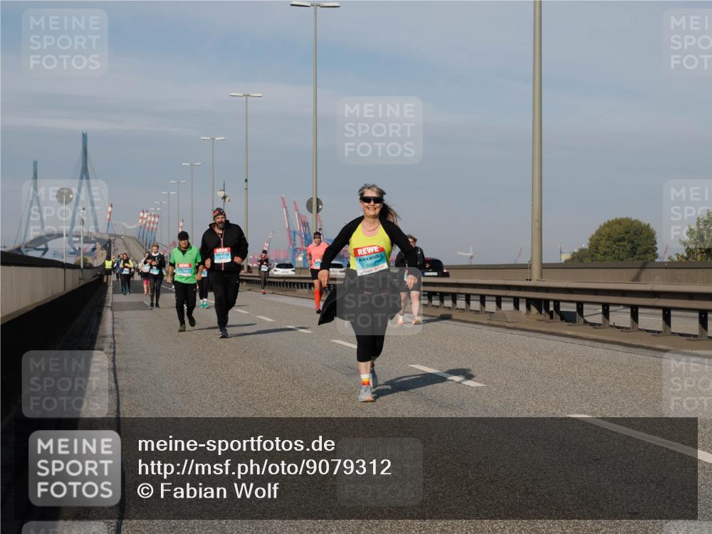 03.10.2025 - Köhlbrandbrückenlauf Fabian Wolf http://msf.ph/oto/9079312 03.10.2025 10:17:05 Position 3 3456 meine-sportfotos.de
