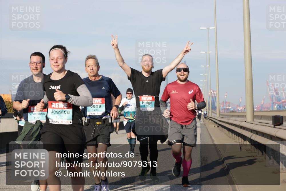 03.10.2025 - Köhlbrandbrückenlauf Jannik Wohlers http://msf.ph/oto/9079313 03.10.2025 09:53:21 Position 3 1506, 1335, 1739, 2793 meine-sportfotos.de