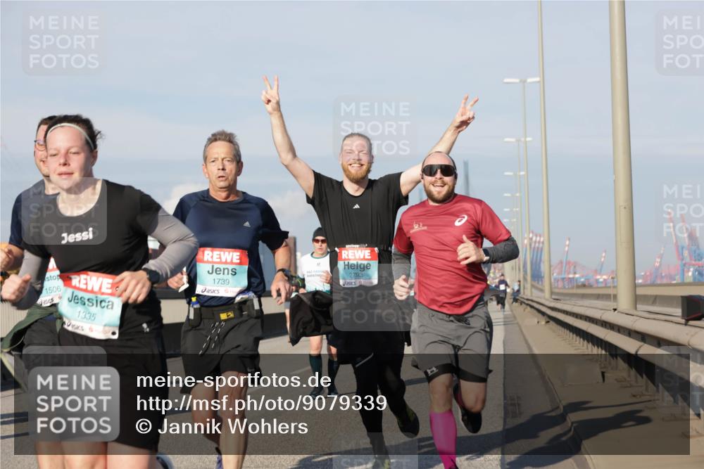 03.10.2025 - Köhlbrandbrückenlauf Jannik Wohlers http://msf.ph/oto/9079339 03.10.2025 09:53:21 Position 3 1506, 1335, 1739, 2793, 11 meine-sportfotos.de