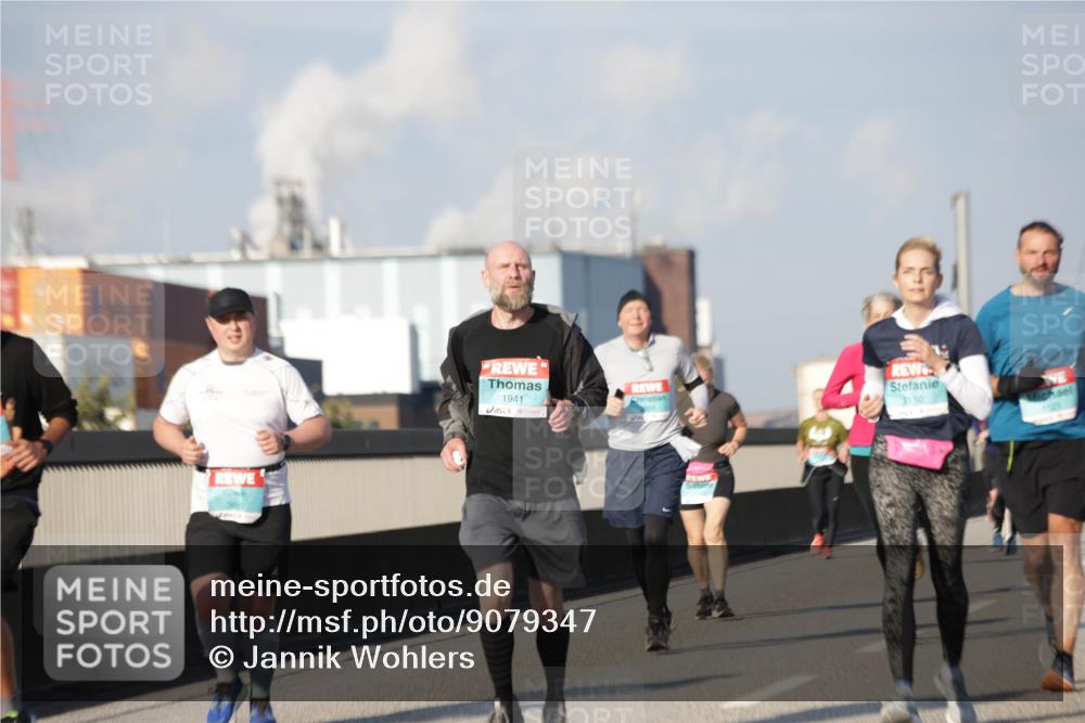 03.10.2025 - Köhlbrandbrückenlauf Jannik Wohlers http://msf.ph/oto/9079347 03.10.2025 10:01:25 Position 3 1941, 3150, 1121 meine-sportfotos.de