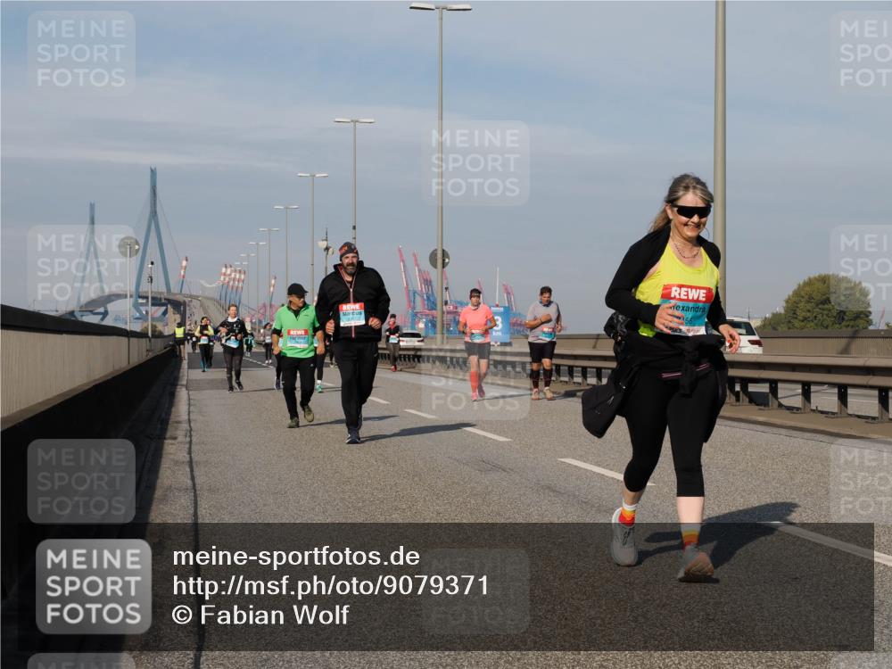 03.10.2025 - Köhlbrandbrückenlauf Fabian Wolf http://msf.ph/oto/9079371 03.10.2025 10:17:07 Position 3 2307, 56 meine-sportfotos.de