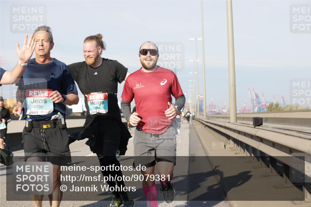 03.10.2025 - Köhlbrandbrückenlauf Jannik Wohlers http://msf.ph/oto/9079381 03.10.2025 09:53:22 Position 3 1739, 2793 meine-sportfotos.de