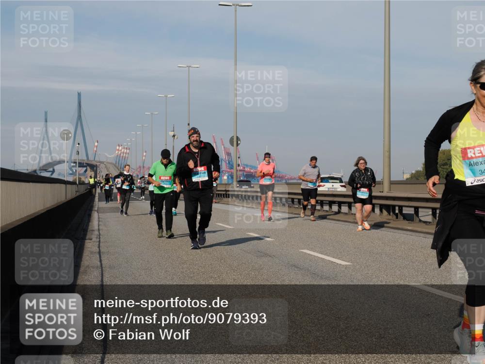 03.10.2025 - Köhlbrandbrückenlauf Fabian Wolf http://msf.ph/oto/9079393 03.10.2025 10:17:08 Position 3 34 meine-sportfotos.de