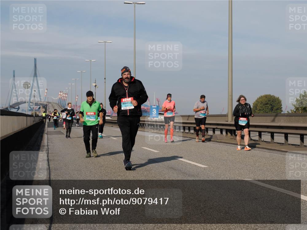 03.10.2025 - Köhlbrandbrückenlauf Fabian Wolf http://msf.ph/oto/9079417 03.10.2025 10:17:09 Position 3 2307, 3 meine-sportfotos.de
