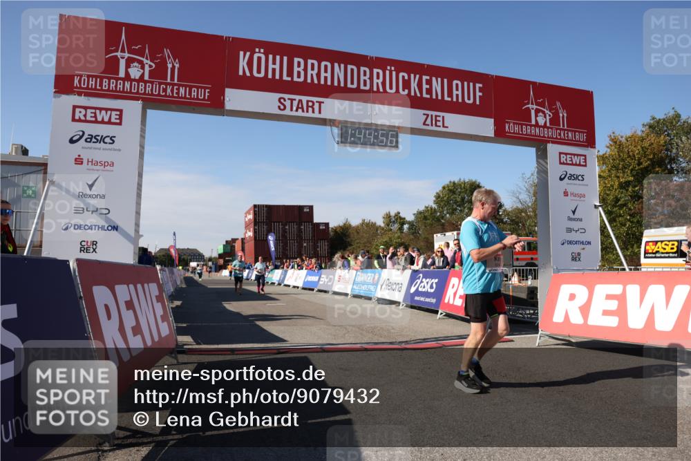 03.10.2025 - Köhlbrandbrückenlauf Lena Gebhardt http://msf.ph/oto/9079432 03.10.2025 13:44:56 Ziel 5932, 6527, 6528, 6542, 6546 meine-sportfotos.de