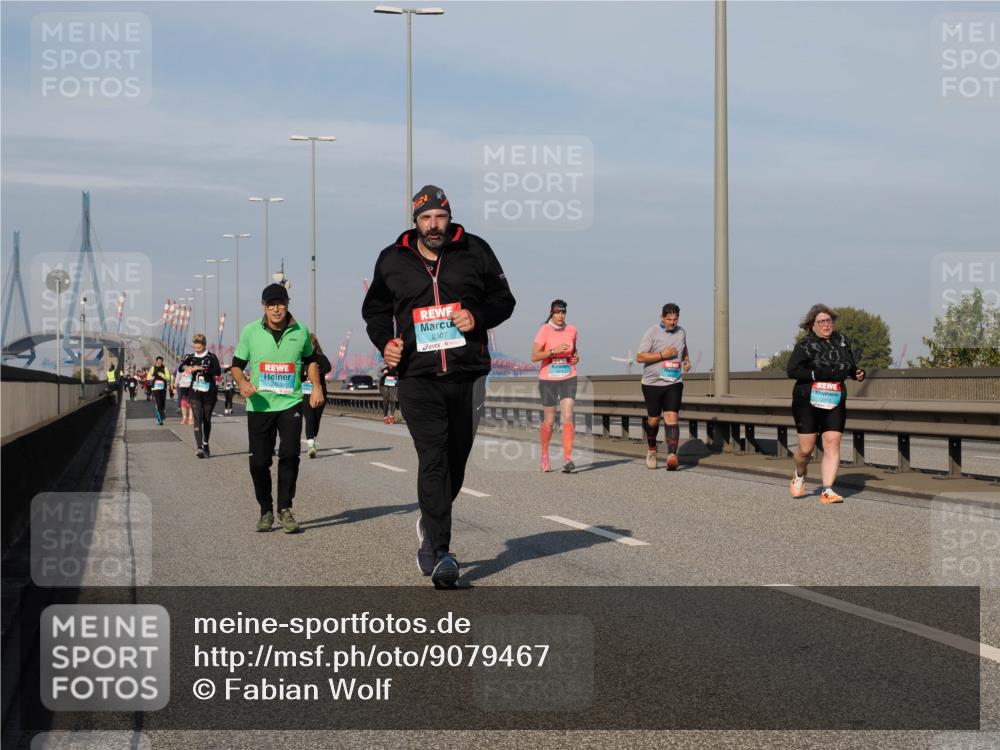 03.10.2025 - Köhlbrandbrückenlauf Fabian Wolf http://msf.ph/oto/9079467 03.10.2025 10:17:10 Position 3 2453, 2307 meine-sportfotos.de