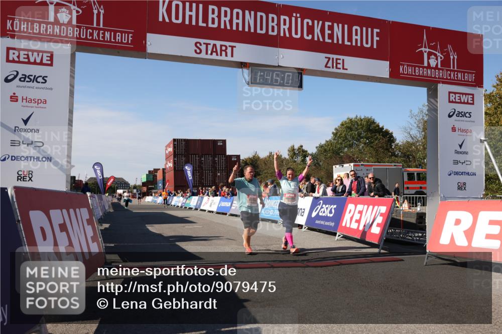 03.10.2025 - Köhlbrandbrückenlauf Lena Gebhardt http://msf.ph/oto/9079475 03.10.2025 13:45:01 Ziel 5932, 6527, 6528, 6542, 6546 meine-sportfotos.de