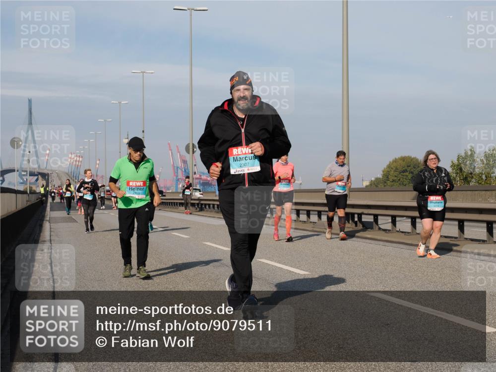 03.10.2025 - Köhlbrandbrückenlauf Fabian Wolf http://msf.ph/oto/9079511 03.10.2025 10:17:11 Position 3 2453, 2307 meine-sportfotos.de
