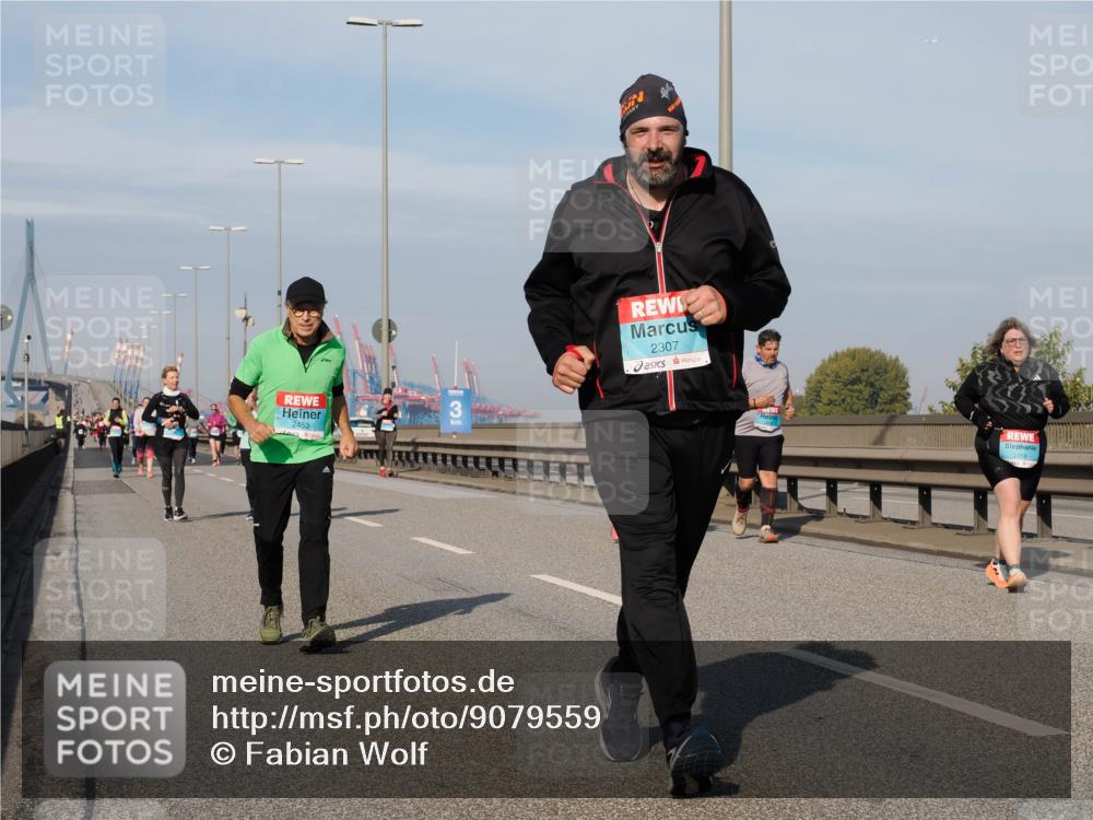 03.10.2025 - Köhlbrandbrückenlauf Fabian Wolf http://msf.ph/oto/9079559 03.10.2025 10:17:11 Position 3 2453, 3, 2307, 3319 meine-sportfotos.de