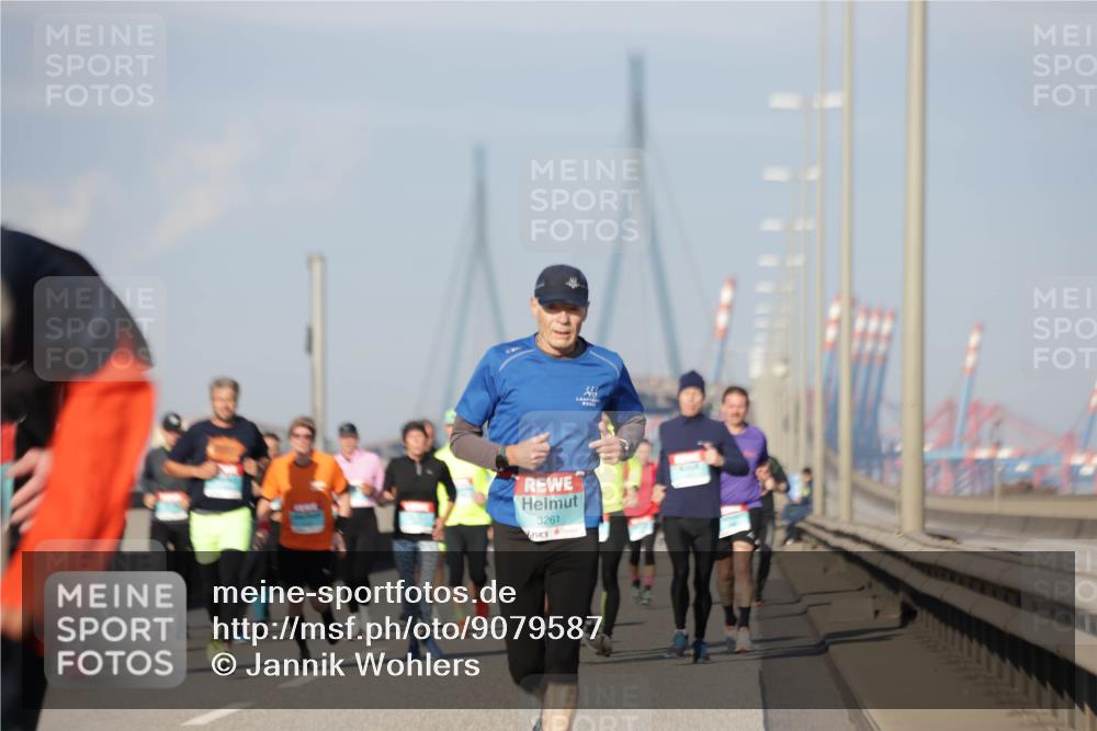 03.10.2025 - Köhlbrandbrückenlauf Jannik Wohlers http://msf.ph/oto/9079587 03.10.2025 09:53:35 Position 3 3261 meine-sportfotos.de