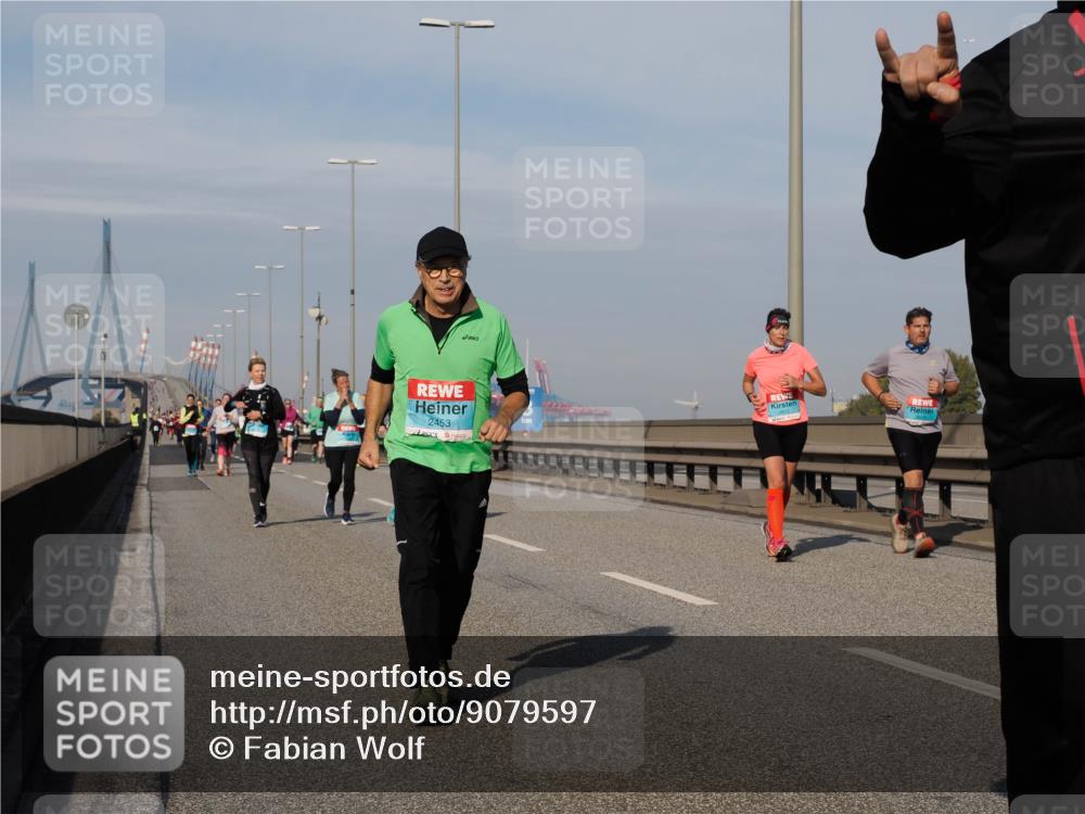 03.10.2025 - Köhlbrandbrückenlauf Fabian Wolf http://msf.ph/oto/9079597 03.10.2025 10:17:12 Position 3 2453, 3 meine-sportfotos.de