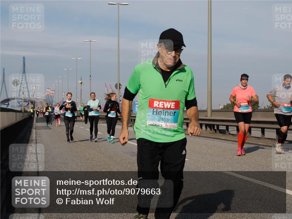 03.10.2025 - Köhlbrandbrückenlauf Fabian Wolf http://msf.ph/oto/9079663 03.10.2025 10:17:14 Position 3 2453 meine-sportfotos.de