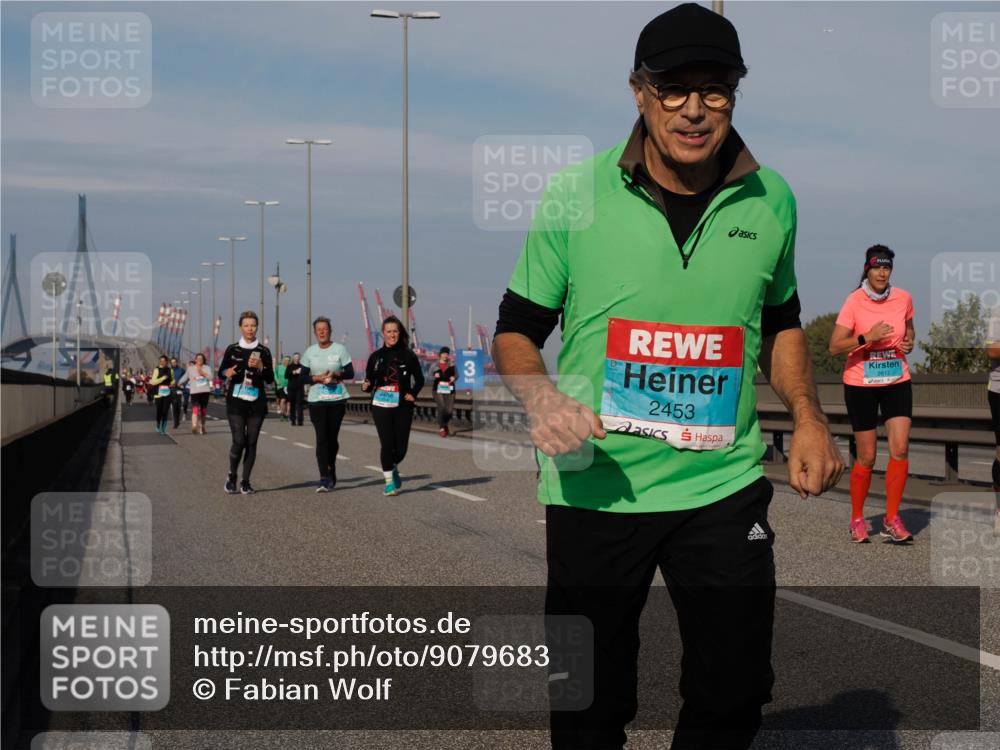 03.10.2025 - Köhlbrandbrückenlauf Fabian Wolf http://msf.ph/oto/9079683 03.10.2025 10:17:14 Position 3 3, 2453, 2612 meine-sportfotos.de