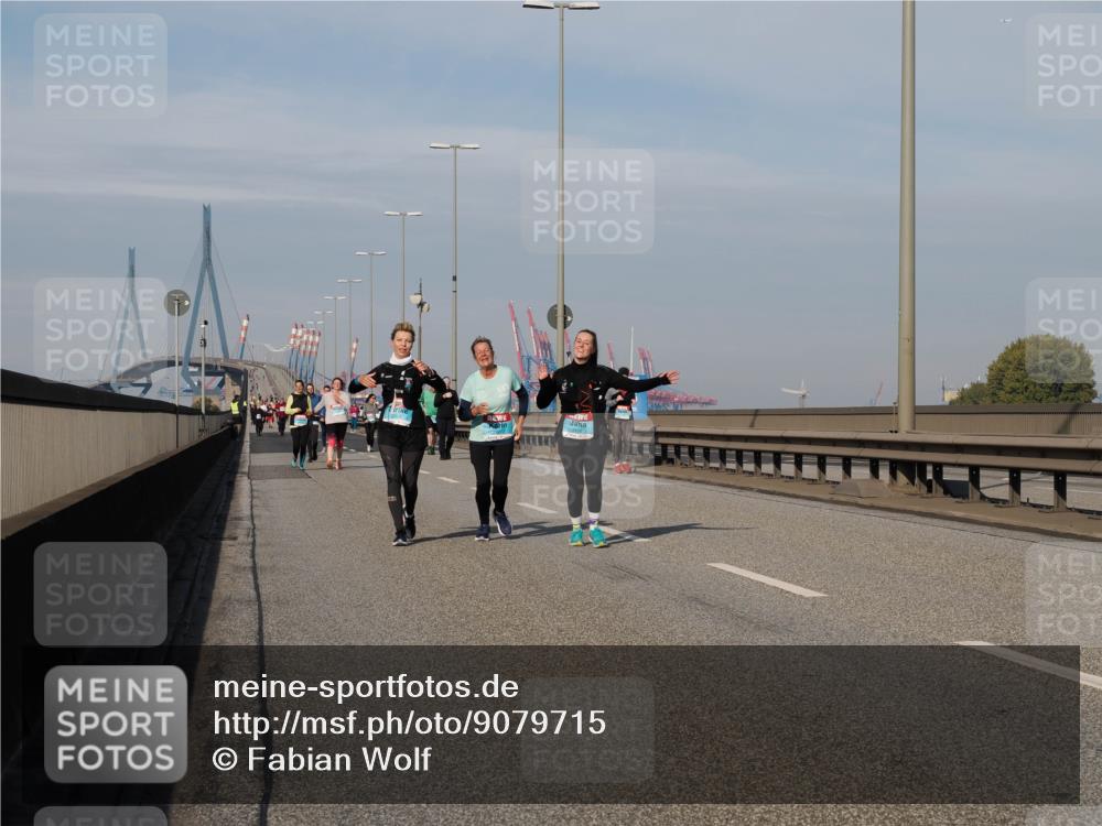 03.10.2025 - Köhlbrandbrückenlauf Fabian Wolf http://msf.ph/oto/9079715 03.10.2025 10:17:15 Position 3  meine-sportfotos.de