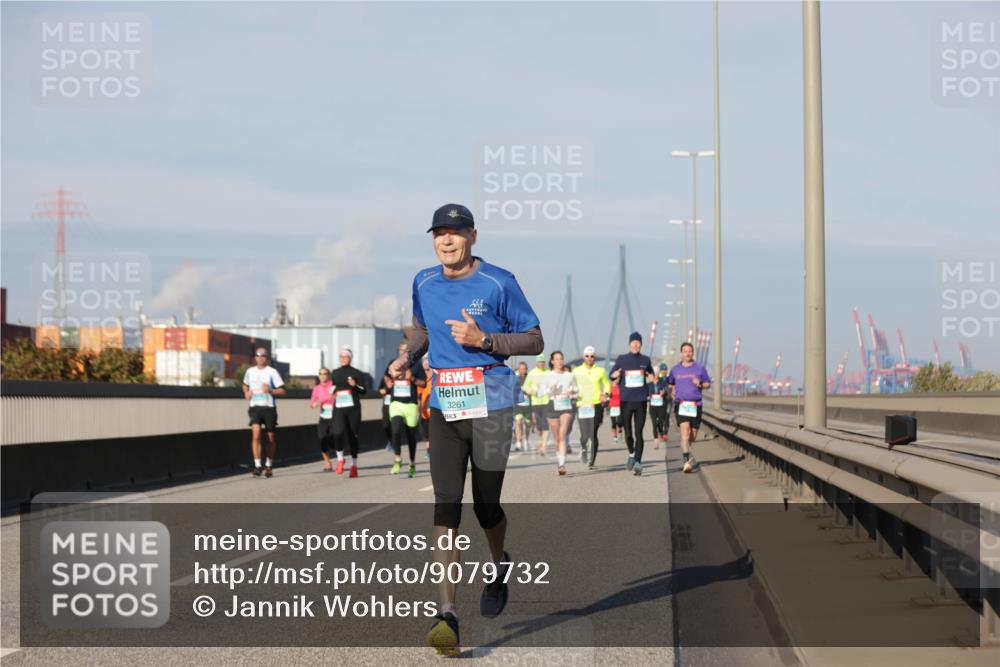 03.10.2025 - Köhlbrandbrückenlauf Jannik Wohlers http://msf.ph/oto/9079732 03.10.2025 09:53:39 Position 3 3261 meine-sportfotos.de