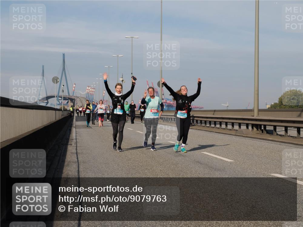 03.10.2025 - Köhlbrandbrückenlauf Fabian Wolf http://msf.ph/oto/9079763 03.10.2025 10:17:16 Position 3  meine-sportfotos.de