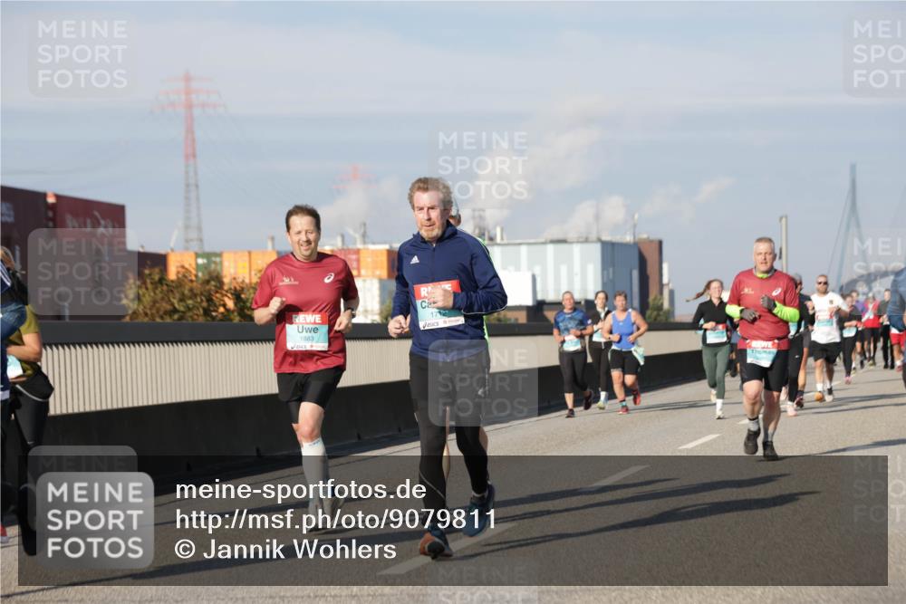 03.10.2025 - Köhlbrandbrückenlauf Jannik Wohlers http://msf.ph/oto/9079811 03.10.2025 10:01:40 Position 3  meine-sportfotos.de